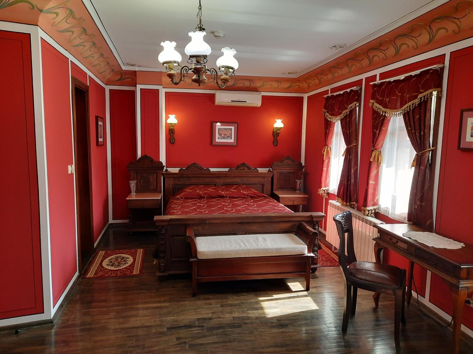 Family Hotel at Renaissance Square Plovdiv Extérieur photo